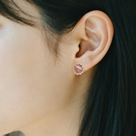 ピンクパールクラウンピアス