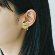 スプリングブロッサムピアス 2