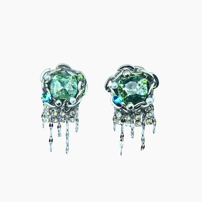 グリーンクリスタルフリンジピアス