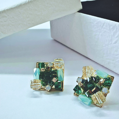 ヴェールエクラ・スクエアピアス