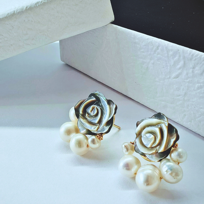 シェルローズ＆パールピアス