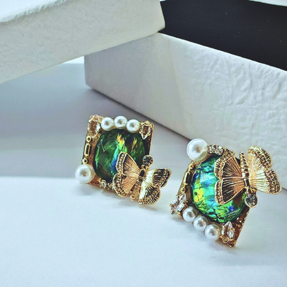 オーロラバタフライ・ビジューピアス