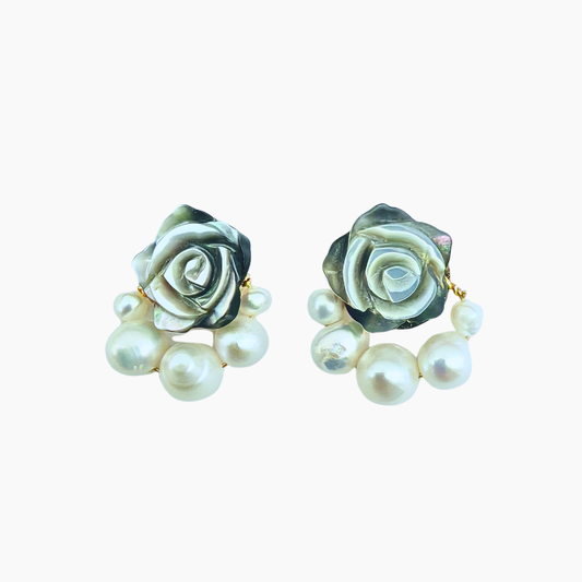 シェルローズ＆パールピアス