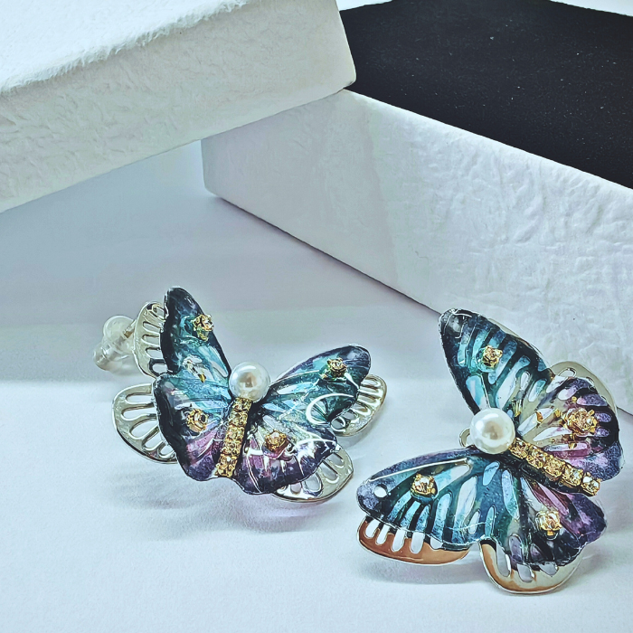 ブルーパピヨン・パールピアス