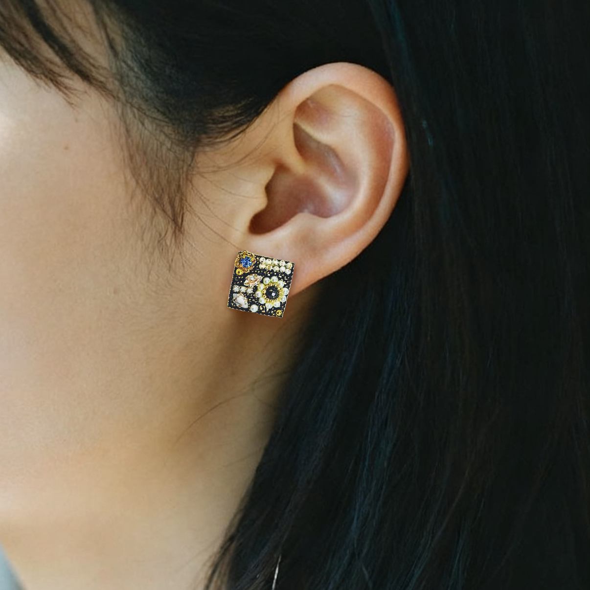 ノワールエクラ・スクエアピアス