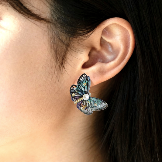 ブルーパピヨン・パールピアス