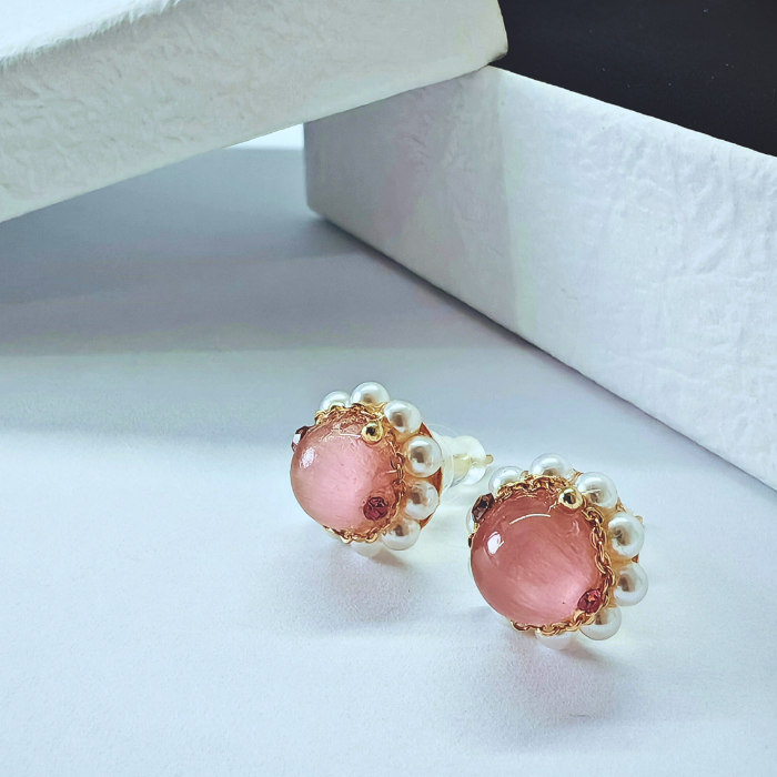 ピンクパールクラウンピアス